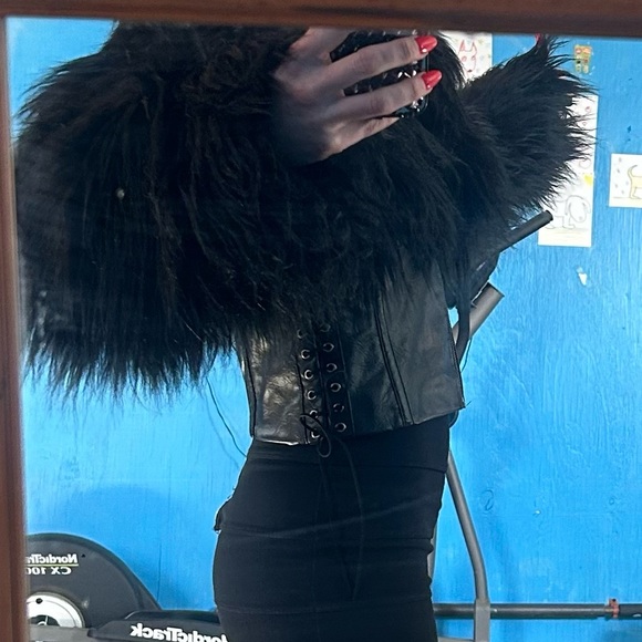 Jaded London Black Shaggy Faux Fur Jacket - Picture 5 of 5